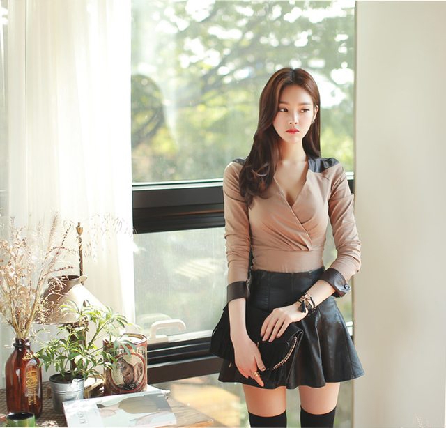 超短裙美少妇黑丝美腿性感写真